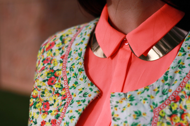 Metal Collar Necklace