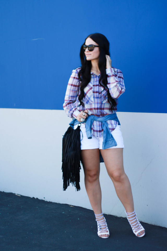 Casual White Shorts Outfit