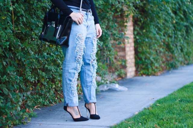 Destroyed Light Boyfriend Jeans