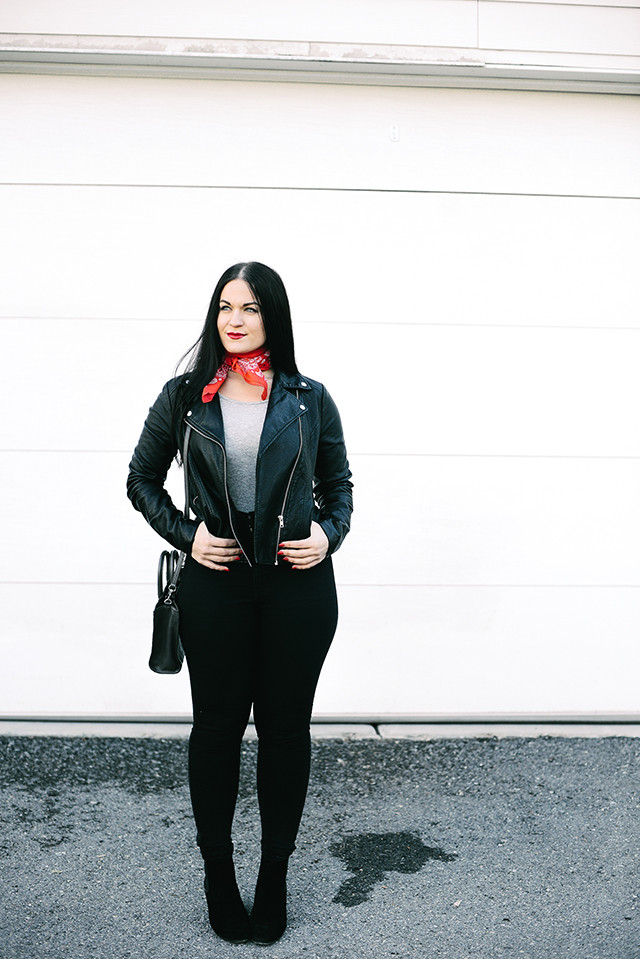 Red sales bandanna outfit