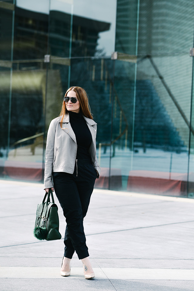 Black Monochromatic Outfit