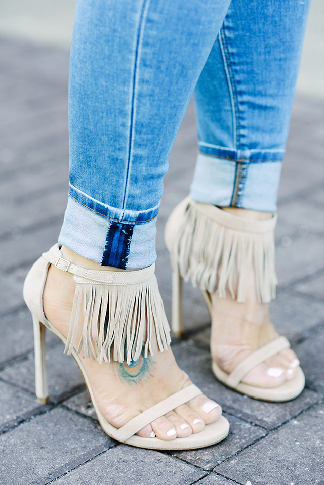 Stuart Weitzman Lovefringe