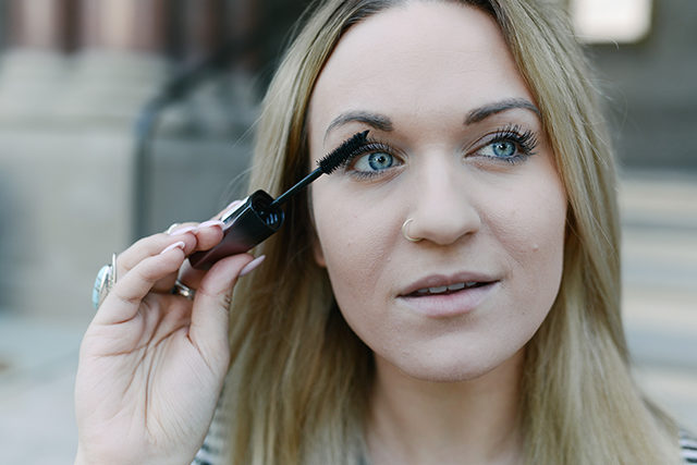 Rimmel London Volume Colourist Mascara