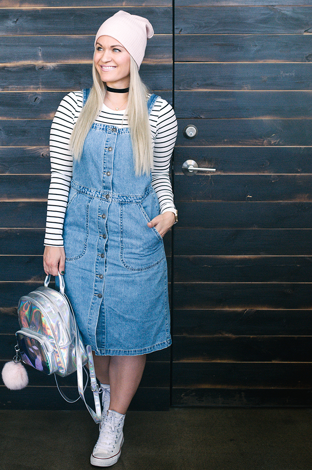 How to wear overalls