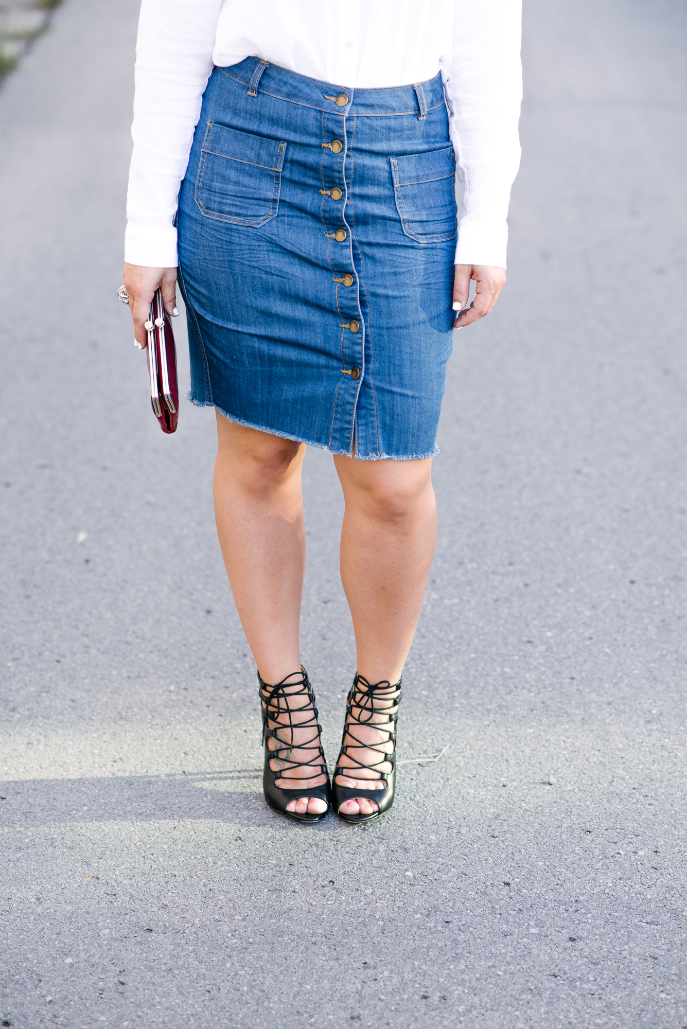 How to Wear Denim – Denim Skirt